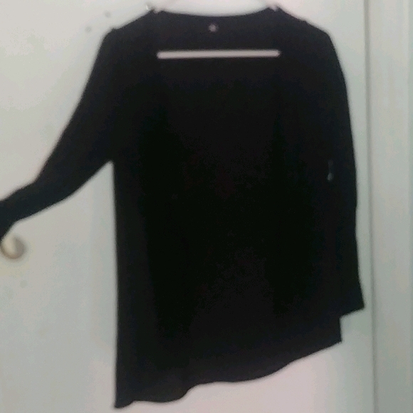 Guess long sleeve camisole - Picture 2 of 2